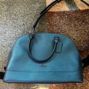 Coach bag in mint condition.
